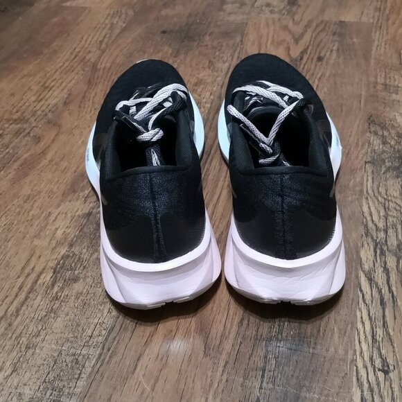 Asics Women's ROADBLAST Running Shoe Size 7 - Picture 4 of 8